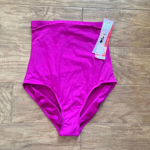 NWT Spanx Core High Rise Pull On Swim Bottom Size 10 Berry Pink 1366 - Picture 1 of 7